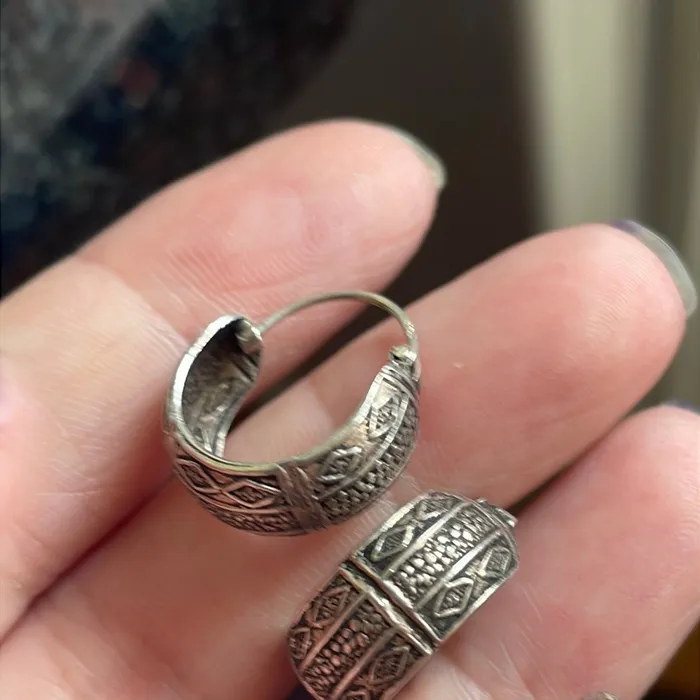 Vintage Paris Jewelry Earrings Engraved Hoop Earrings Sterling Silver Vintage Vintage Paris Jewelry Earrings Engraved Hoop Earrings Sterling Silver Vintage