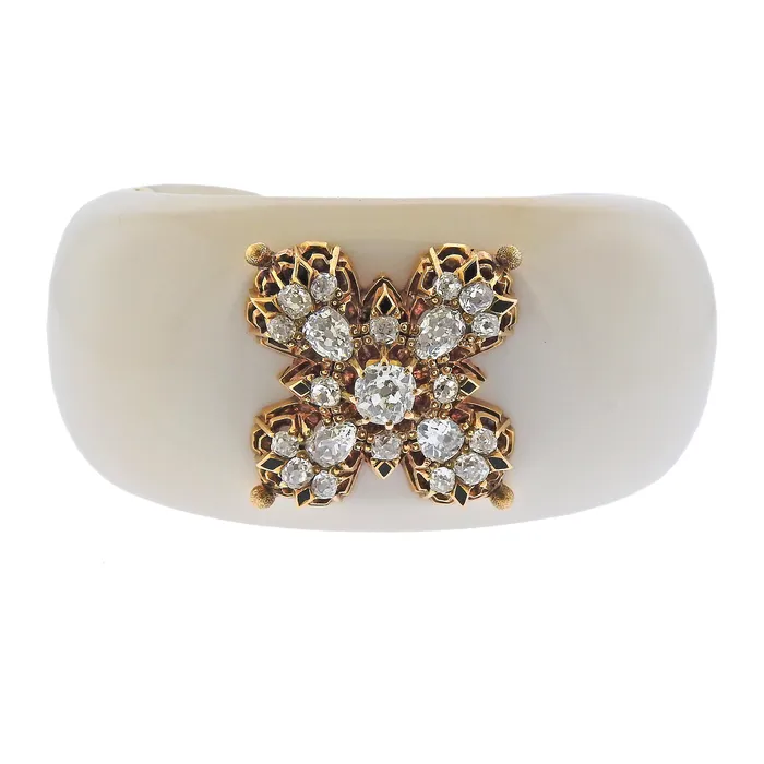 Bracelets Verdura Verdura White Agate Diamond Gold Cuff Bracelet