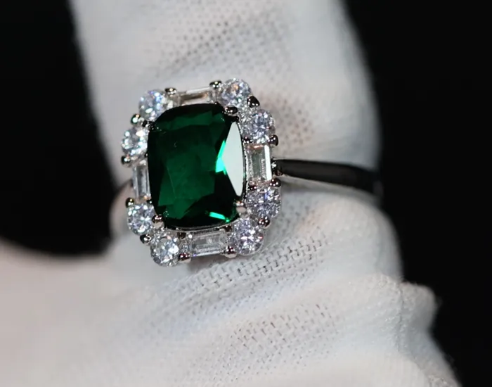 Lab Diamonds London Rings Green Diamond Engagement Ring